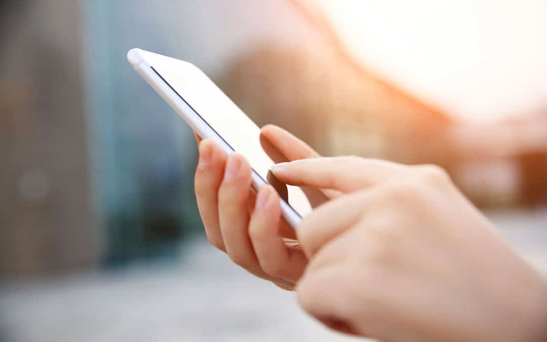 7 Great Examples of Effective Text Message Campaigns for Employees 